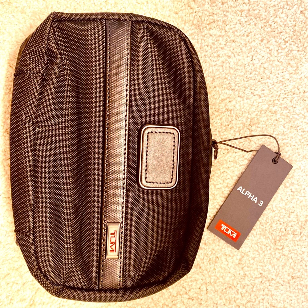 Tumi - Men’s overnight bag